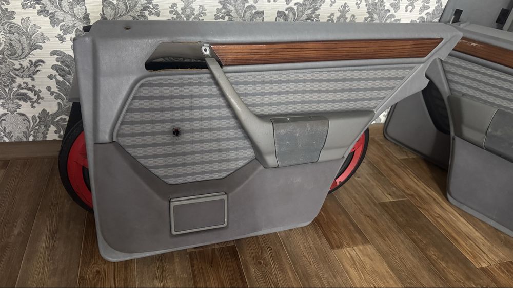 Салон Мерседес w124 универсал