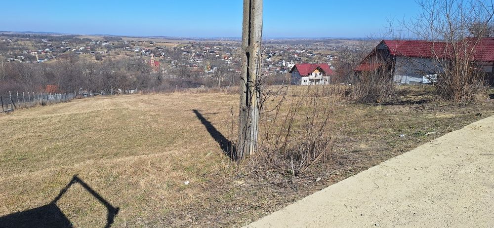 Teren Cacica, 1606 mp,intravilan,cu utilități