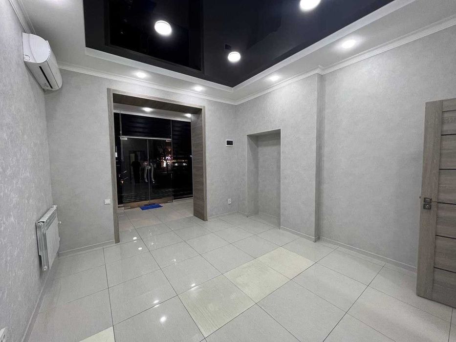 Аренда офиса Шота Руставели / Кафе «BON!» помещение рядос с Текстилем