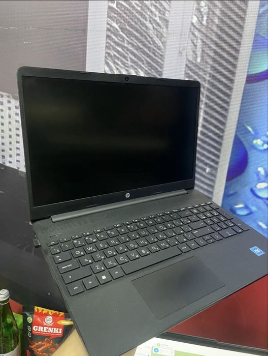 Asus Laptop 15s sotiladi