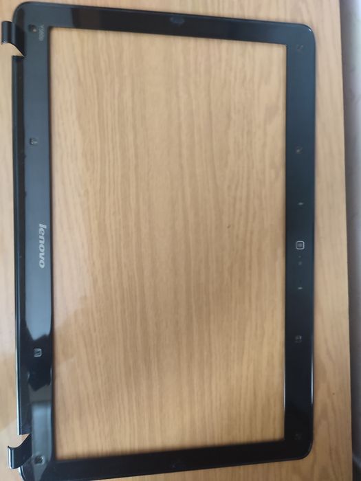 Рамка на матрица за Lenovo IdeaPad Y560p