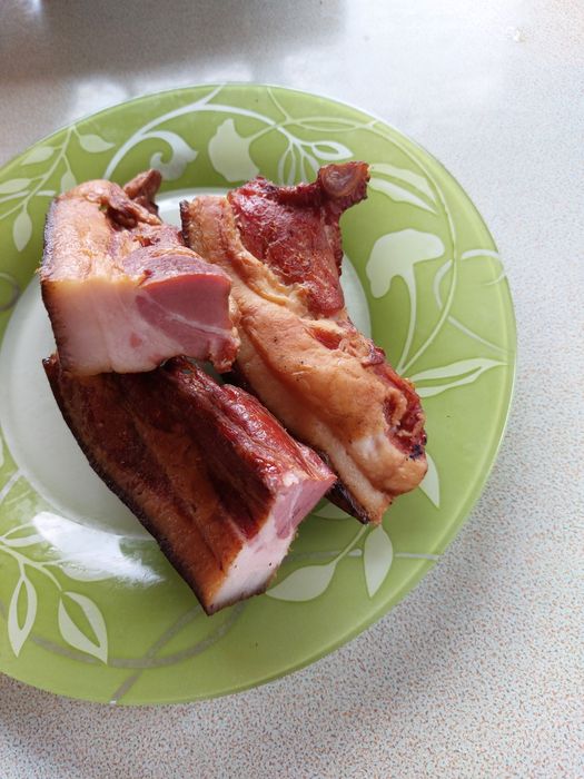 сало,  копчёное  и соленое домашнее