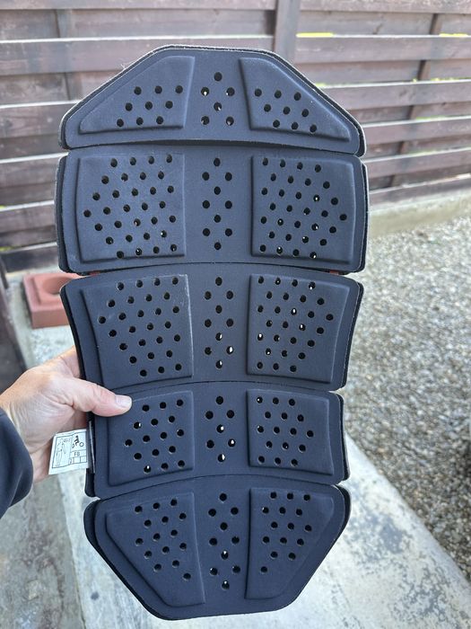 Protectie coloana Dainese