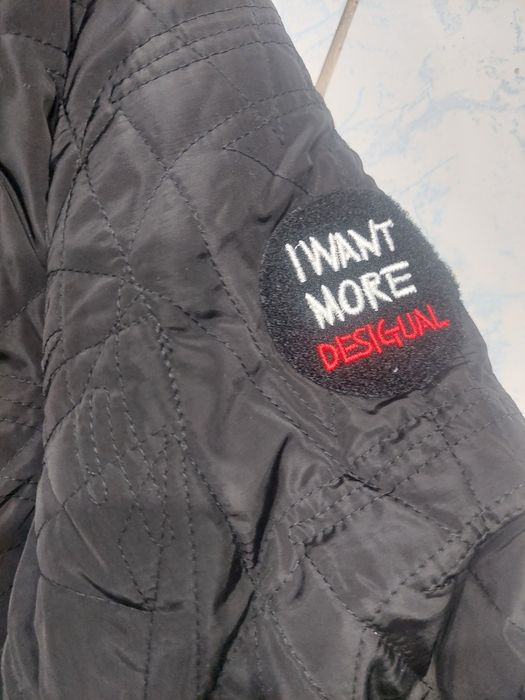 Geaca dama 42, 44  Desigual