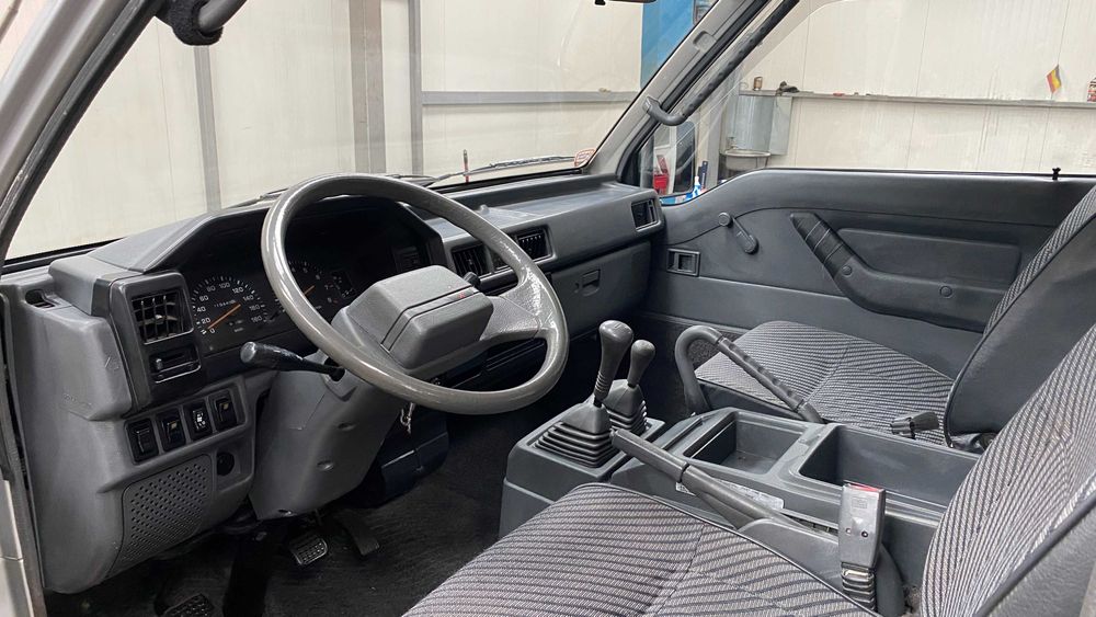 Mitsubishi L300 4x4 reductor vehicul istoric atestat raritate