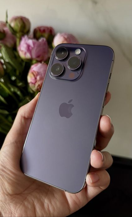 Продам IPhone 14 pro