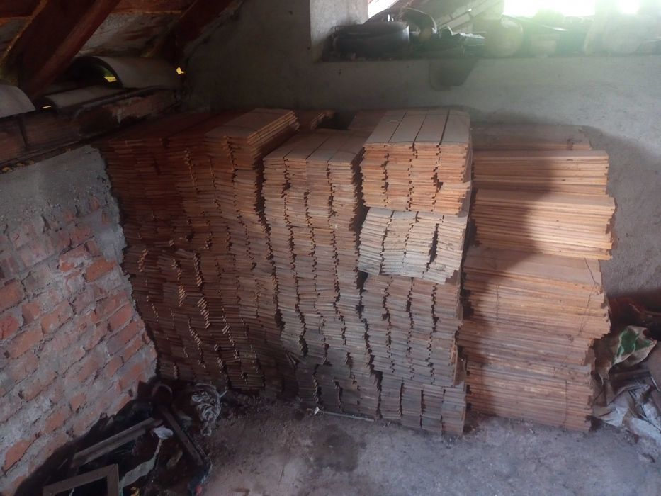 Parchet natur din fag f. uscat nefolosit vechi de 33 ani