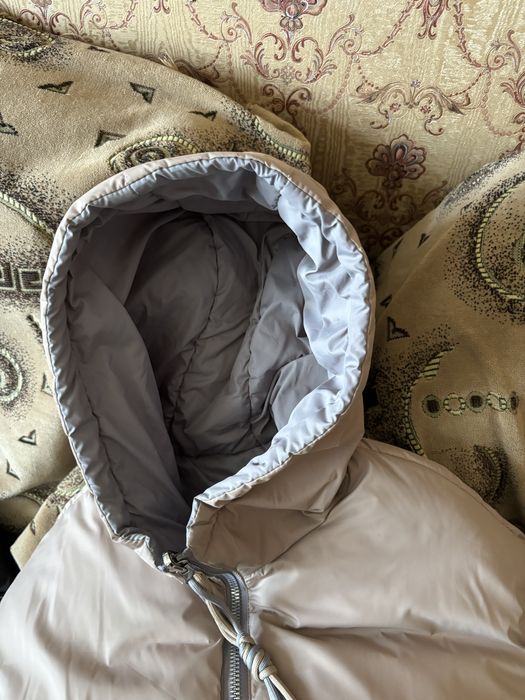 Отдам даром пуховик