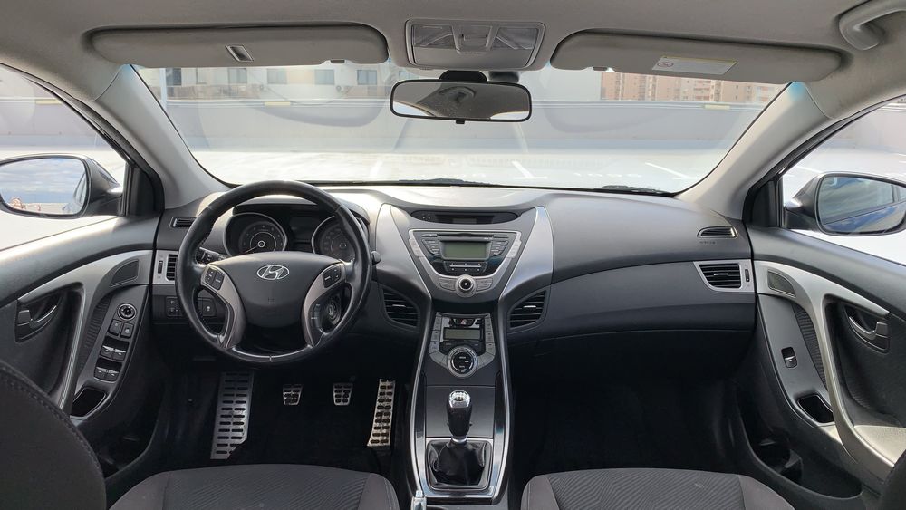 Hyundai Elantra 2013 1.6 Benzina
