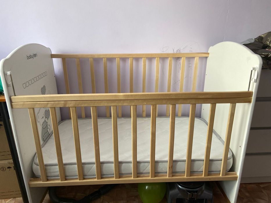 продам кроватку детскую