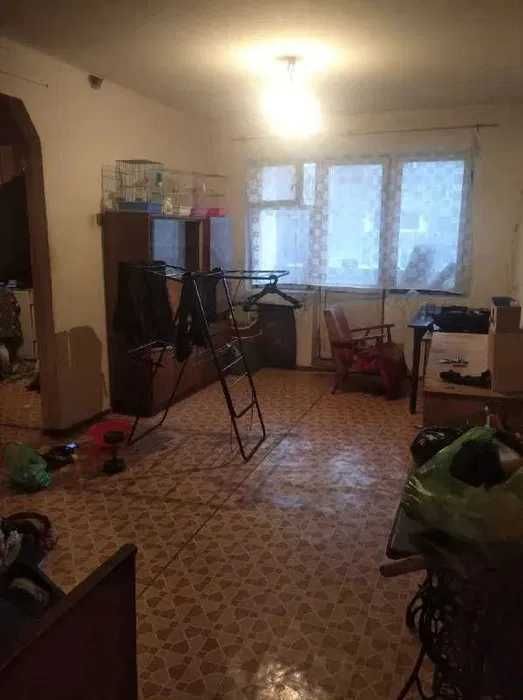 3 комнатная квартира 3 хона Маталка продается срочно