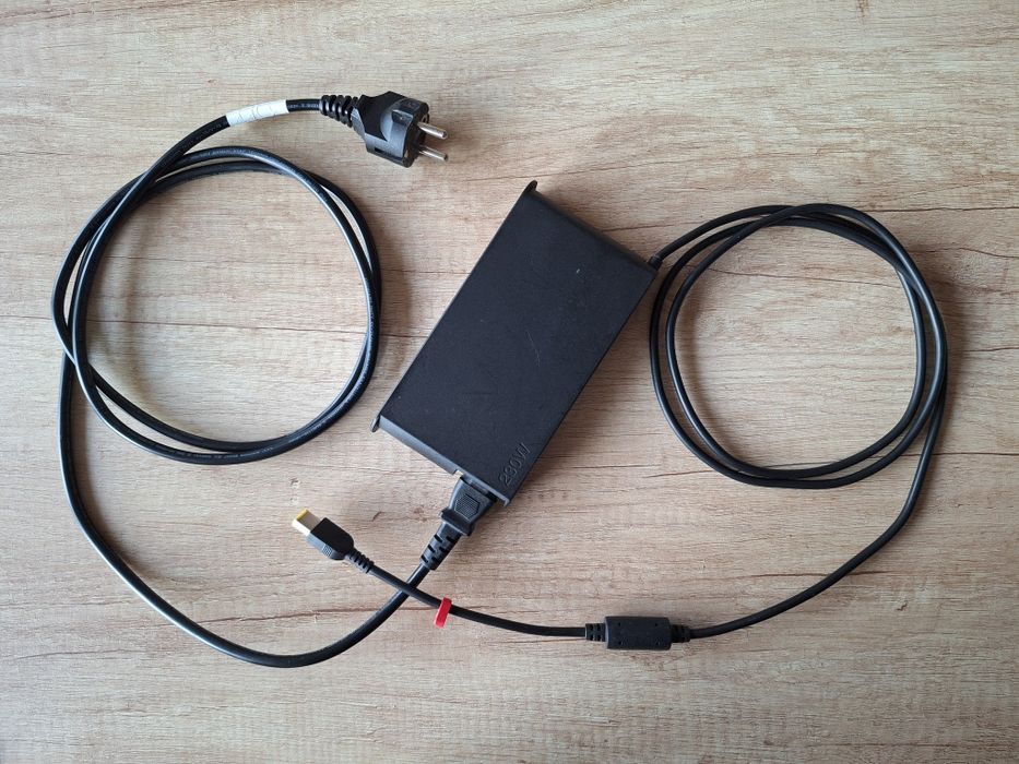 Лаптоп Lenovo LOQ 15IRX9, Core i7-13650HX, GeForce RTX4060