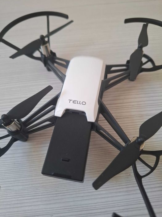 DJI Tello Drone, Model: TLW004 / Дрон / Квадрокоптер