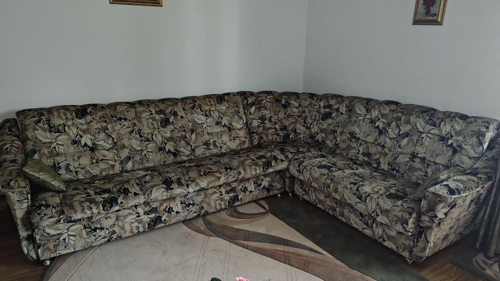 Canapea colțar extensibilă