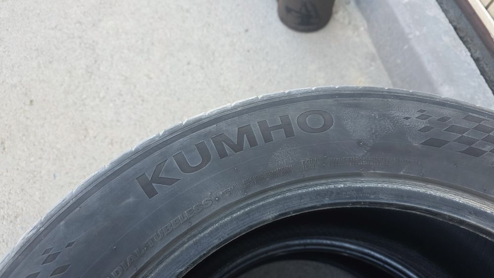 Летние шины Kumho Ecsta 285/50/20