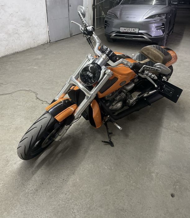 Срочно Harley Davidson V-Rod