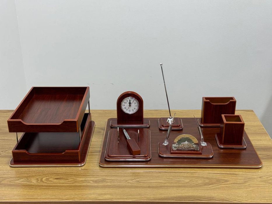 Офисный, стольный набор руководителя