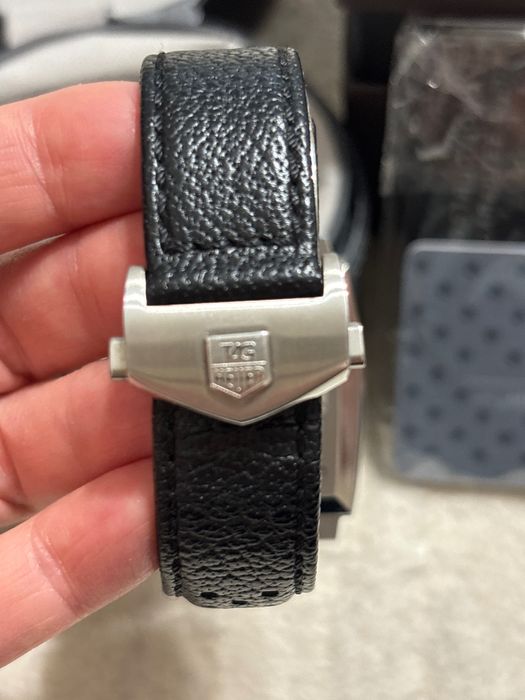 Продам часы Tag HEUER мужские