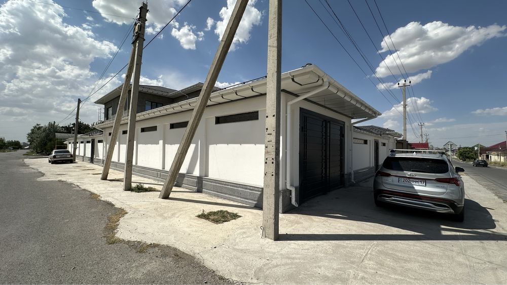 Жидкии травертин / Обрамление окон