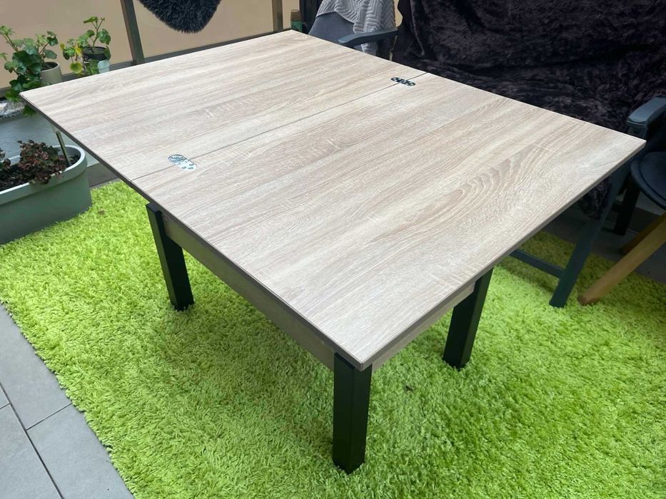 Разтегателна градинска маса