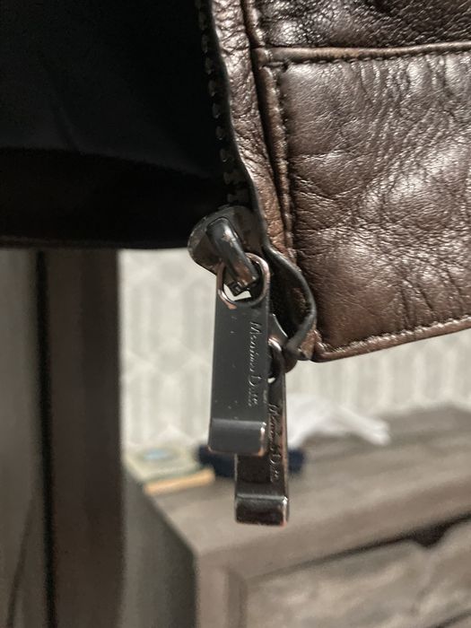 кожанная куртка Massimo Dutti