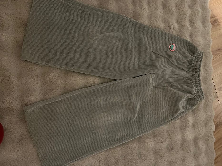 Спортен екип RESERVED