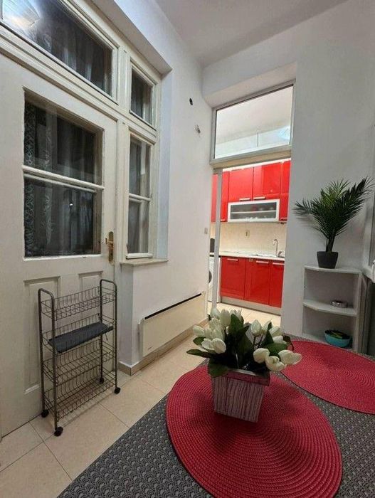 Дава се под наем Четиристаен апартамент в София, Център - 105 кв.м за 999 € - Снимка #4