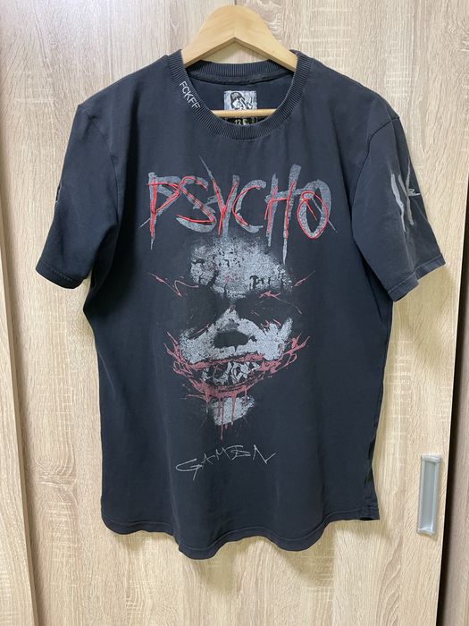 Продавам дрехи на Luda