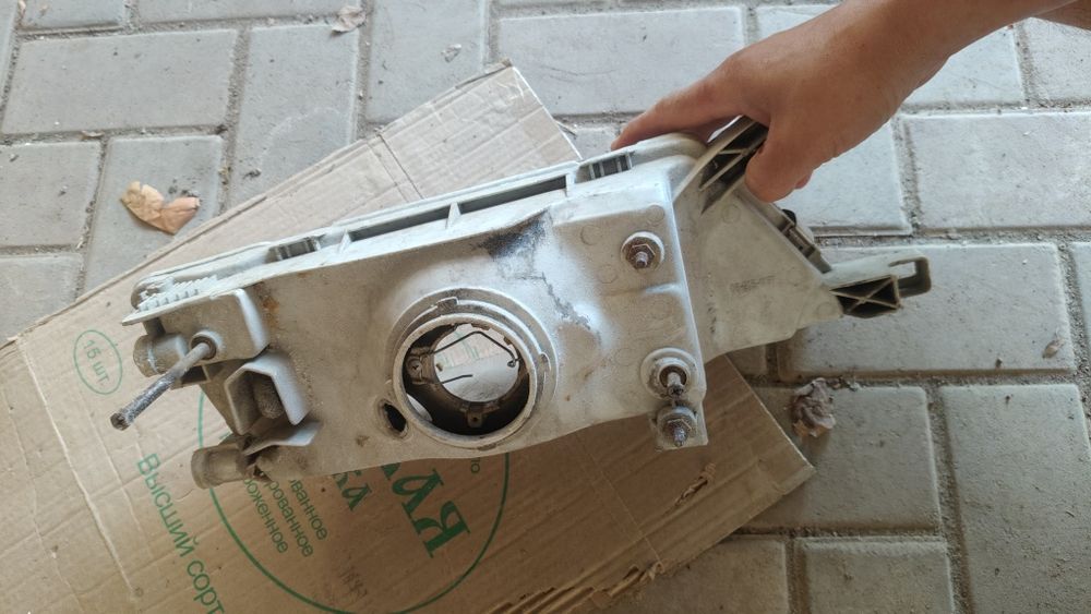 Ниссан санни б 14 фар