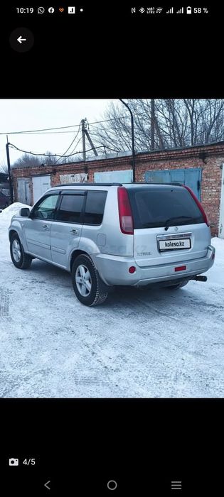 Продам машину Ниссан Икс-Трейл 2004 года