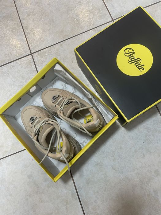 Sneakersi talpa groasa piele 100%,taupe deschis,Buffalo,39,noi