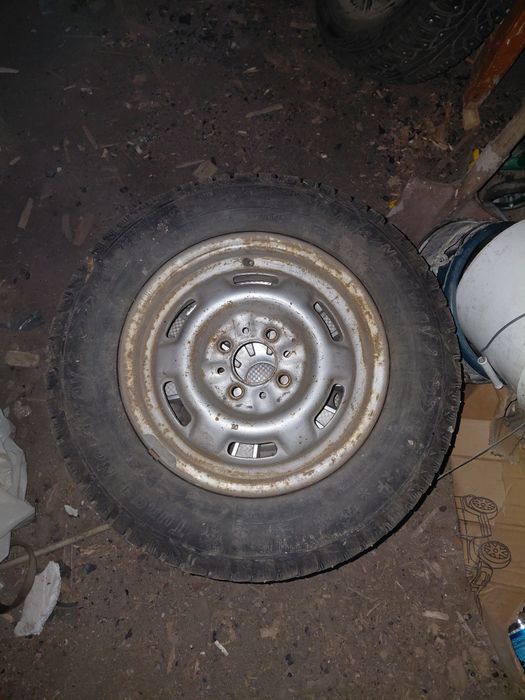 Продам колёса размер 175/70/13 размер