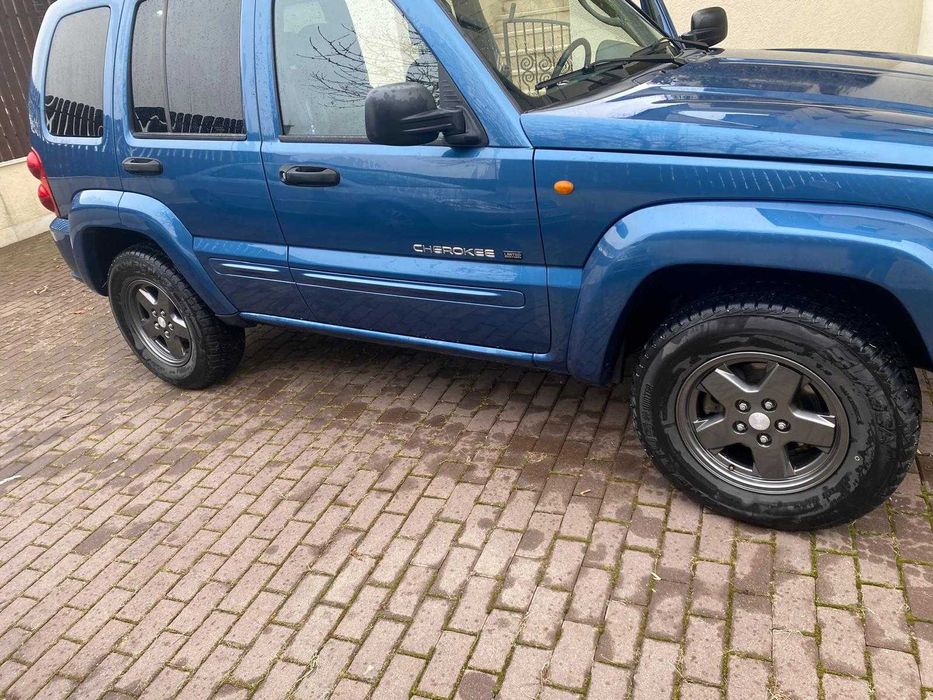 Vand Jeep Cherokee unicul proprietar