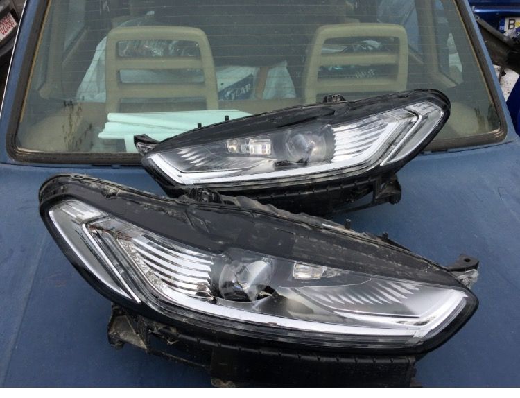 Far Faruri full led Ford Mondeo 5 2014 - 2022 far stanga dreapta