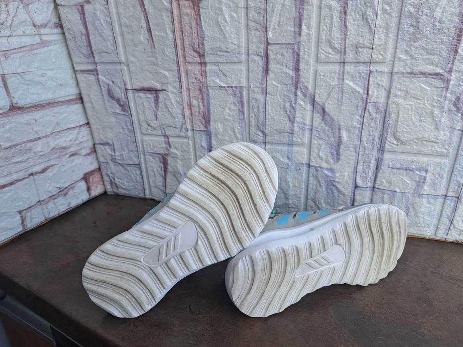 детски маратонки Adidas,кецове,спортни обувки,адидас,ном.30 за момче