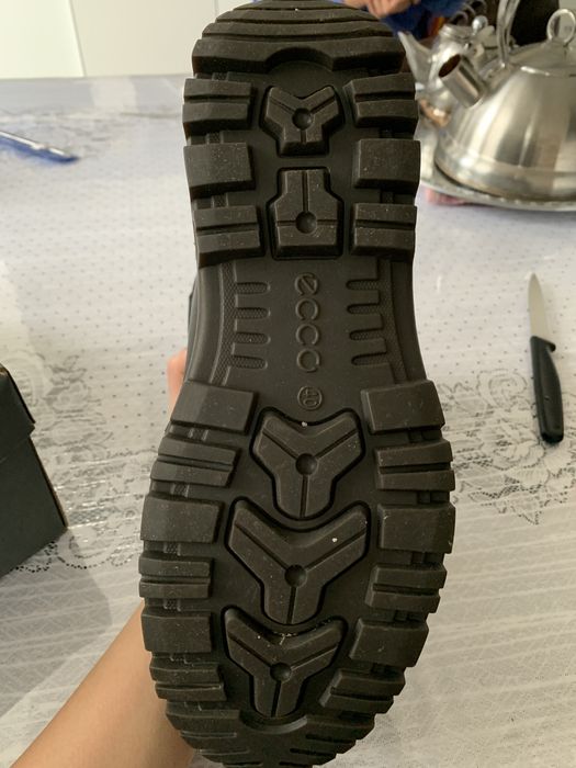 Продам мужскую обувь