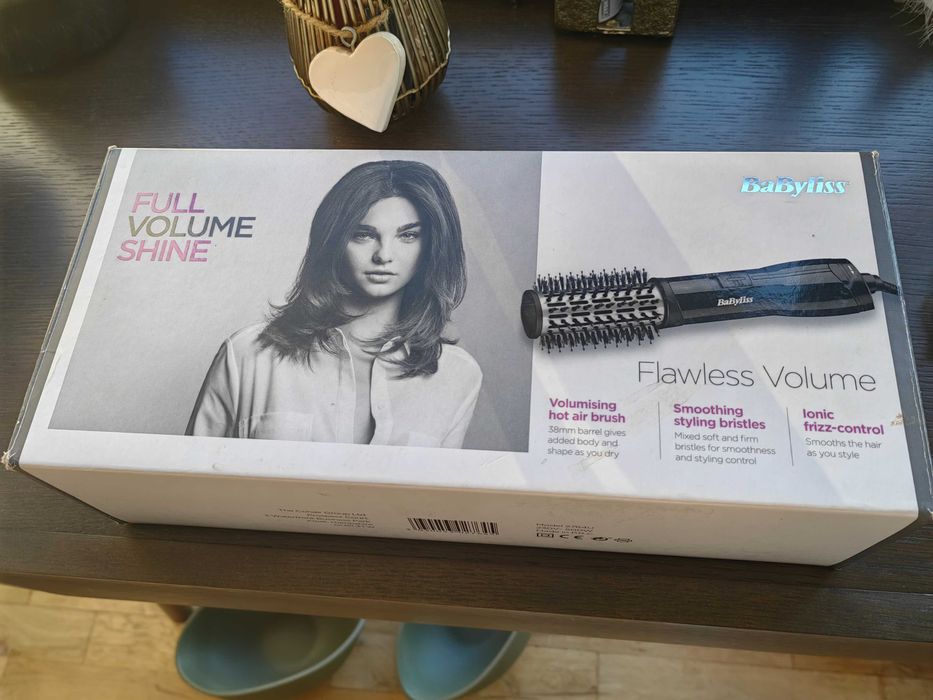 Термочетка BaByliss 2764U, 2 температурни+2 скоростни настройки