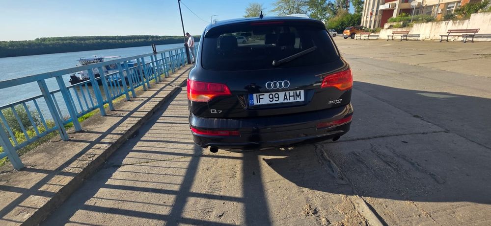 AUDI Q7 2009 — imagine 2