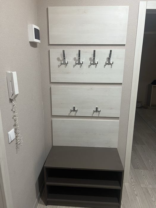 Мебель для прихожей.