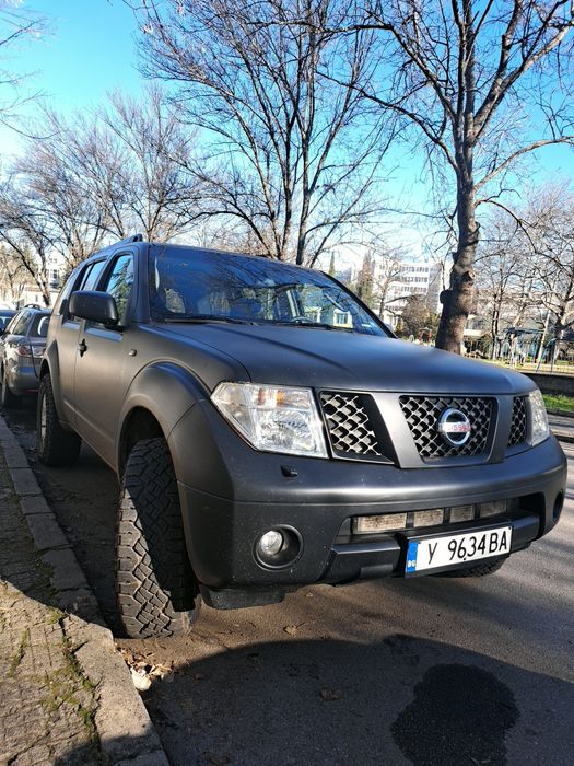 Nisan Padfainder 2.5-174k 2005g