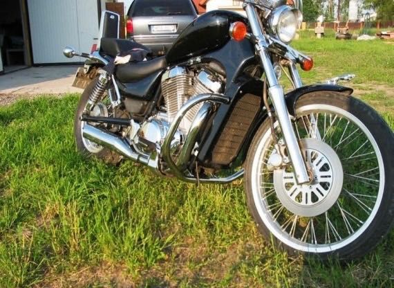 НОВ ролбар / crash bar за Suzuki Intruder VS 800 / 750 / 600