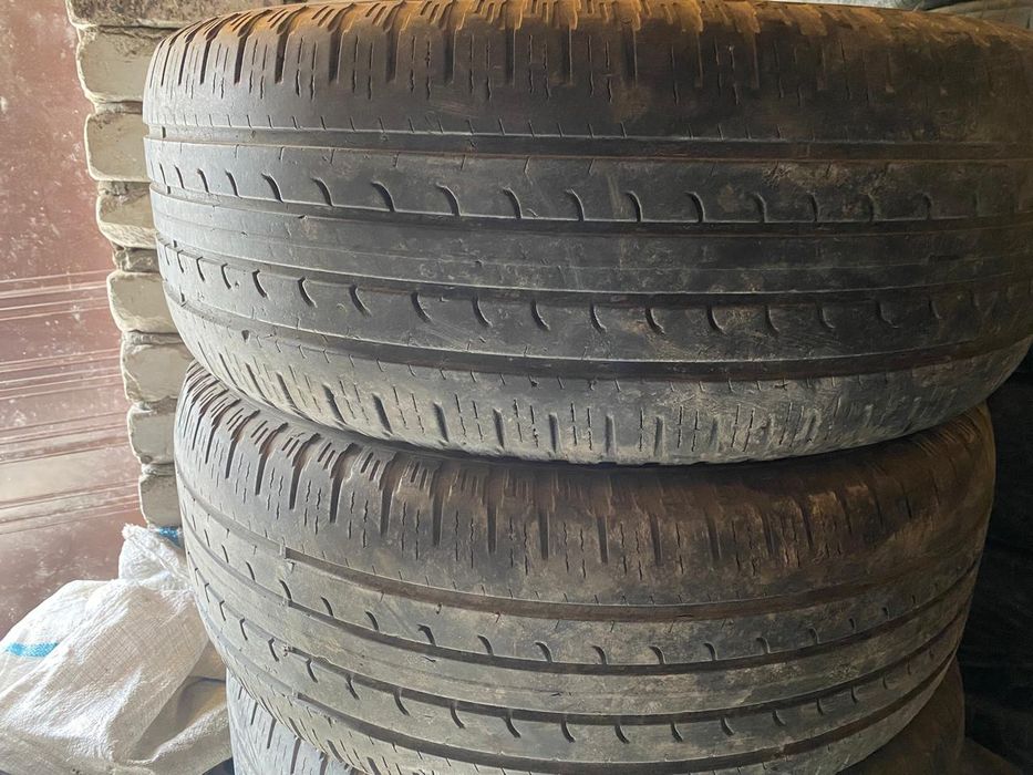 Продам летнюю резину 265/65/ R17