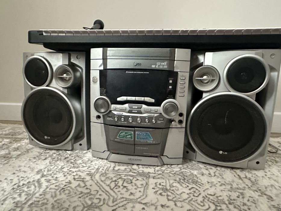 музыкальный центр рабочий