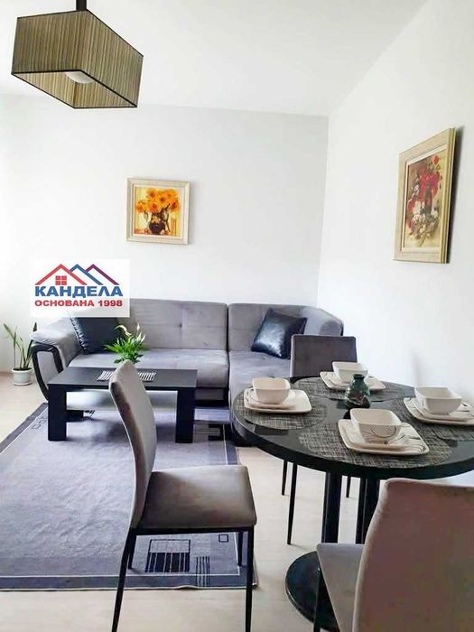 Продава се Двустаен апартамент в Пловдив, Кършияка - 60 кв.м за 1012 €/кв.м - Снимка #1