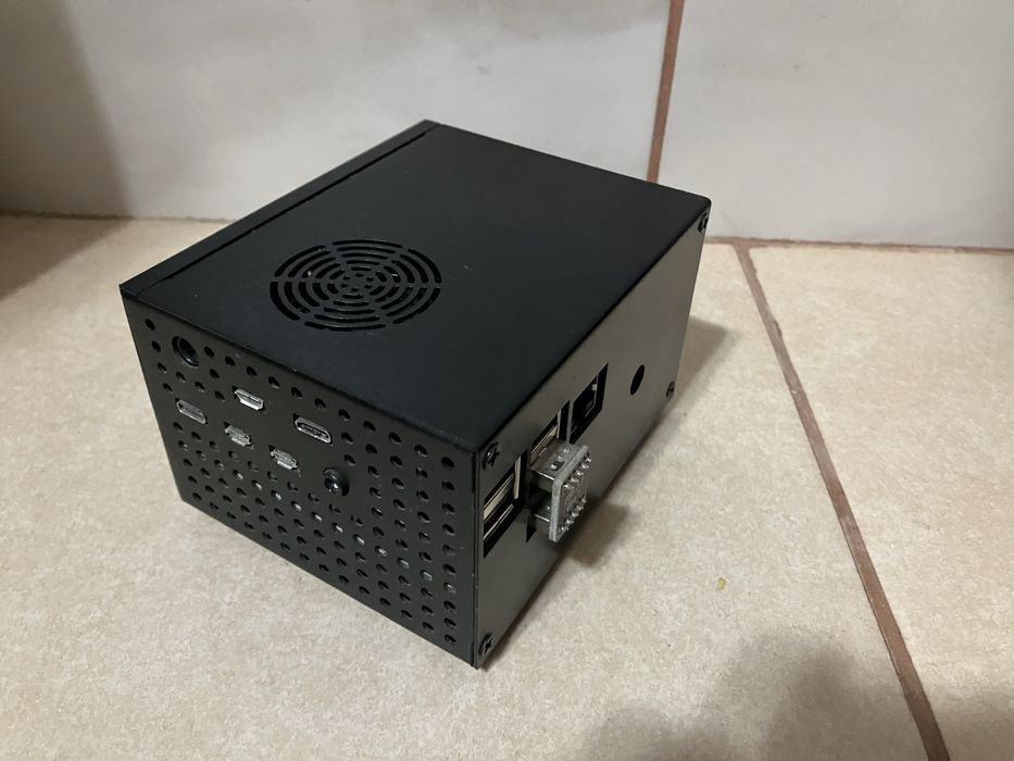 Kit Raspberry PI 4 model B 8GB Combo card 128GB integrare SSD SATA 2.5