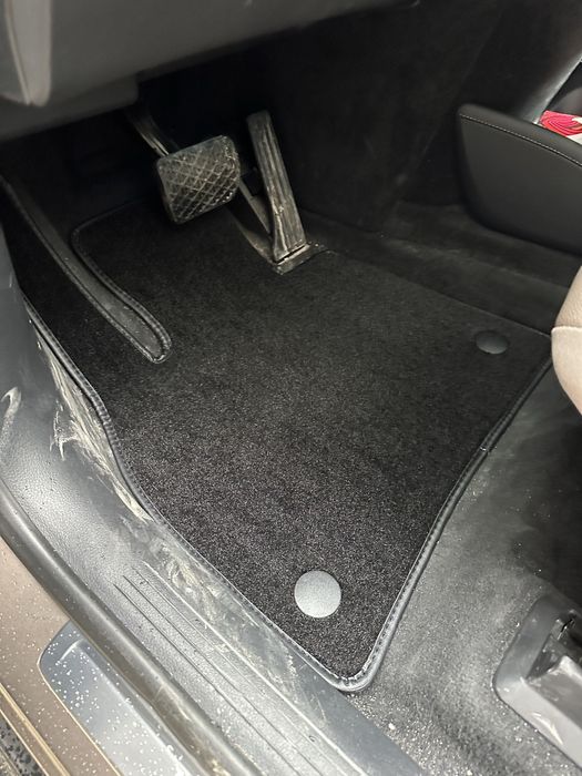 2D polik / коврики для Mercedes EQE SUV из ковролана