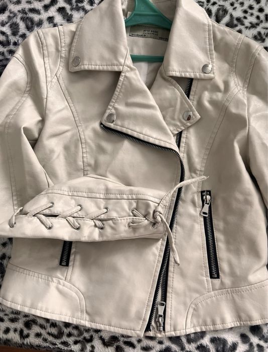 Продам кожаную куртку