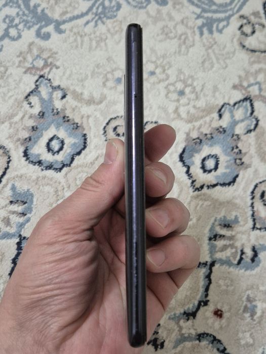 Продам Samsung Galaxy A31