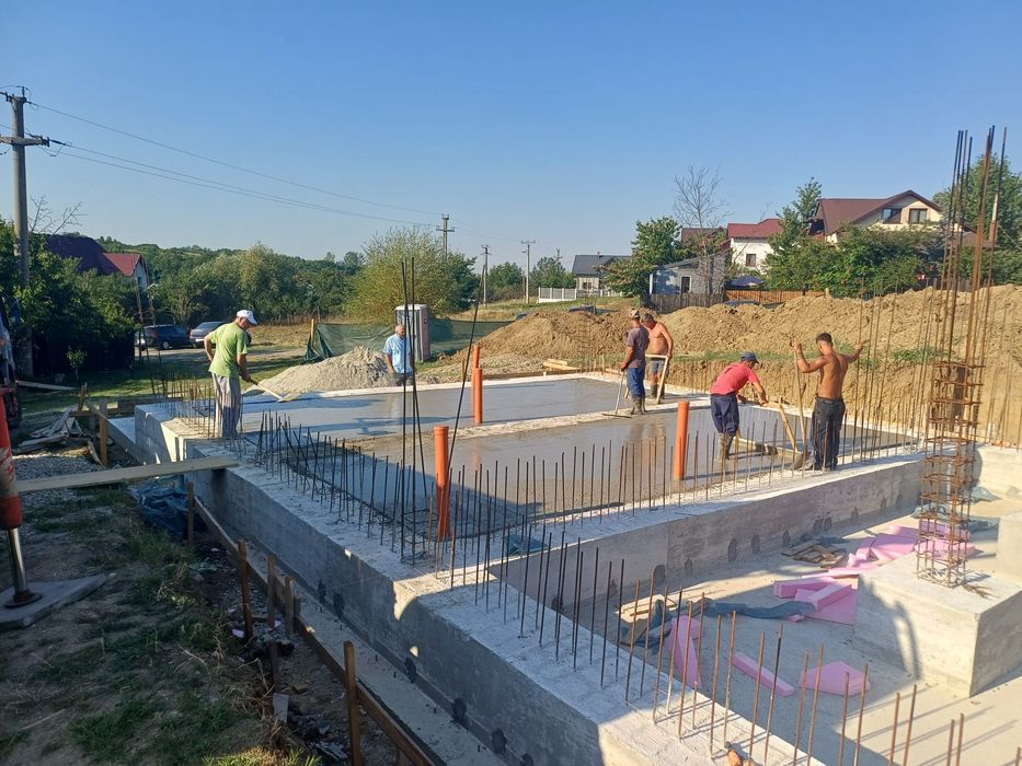 Constructii / Case / Garduri - Betonari