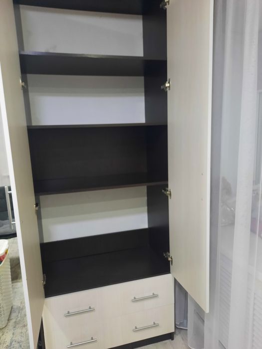 Продам шкаф в хорошем состоянии